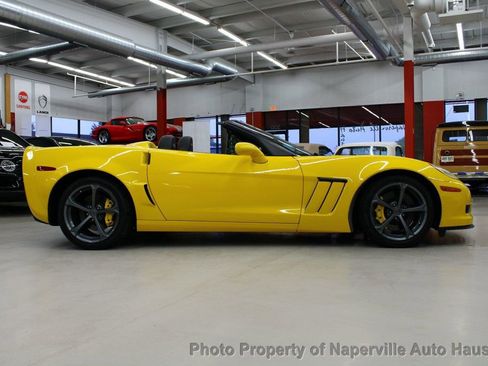 Used 2012 Chevrolet Corvette Grand Sport w/ 4LT Preferred Equipment Group image 16