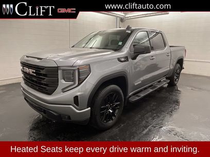 Used 2025 GMC Sierra 1500 Elevation