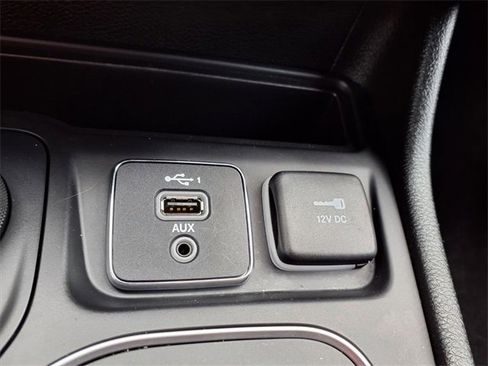 Used 2022 Jeep Cherokee Latitude Lux image 10