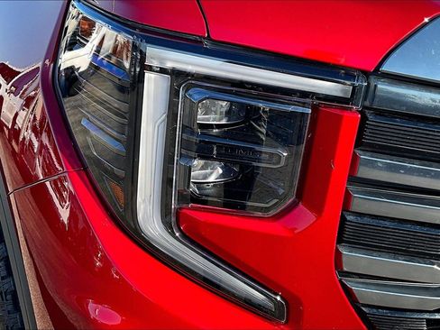 Used 2024 GMC Sierra 1500 AT4 w/ AT4 Premium Package image 32