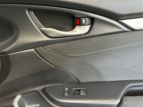 Used 2020 Honda Civic EX image 20