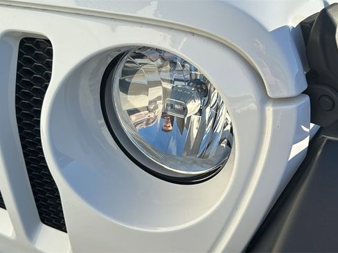 Used 2021 Jeep Wrangler Unlimited Sport image 6