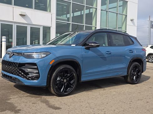 New 2026 Volkswagen Tiguan SE R-Line AWD/4WD image 6