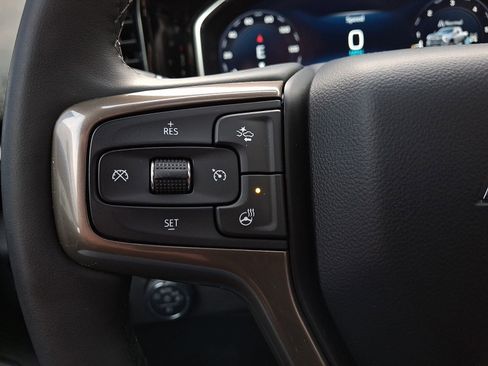 Used 2024 Chevrolet Silverado 3500 High Country w/ Technology Package image 22