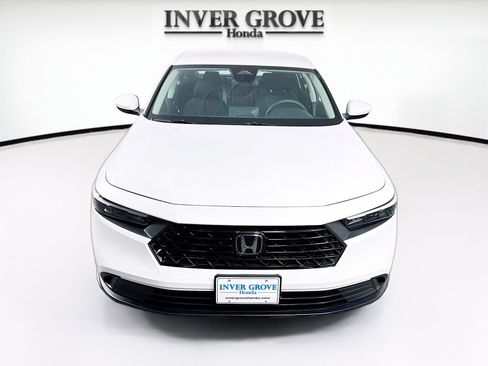Certified 2023 Honda Accord LX image 2