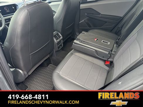 Used 2023 Volkswagen Taos SE image 22