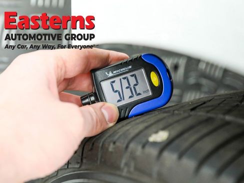 Used 2020 Hyundai Ioniq Limited image 28