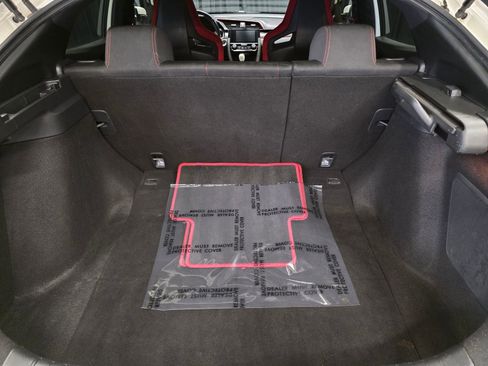 Used 2018 Honda Civic Type R image 41