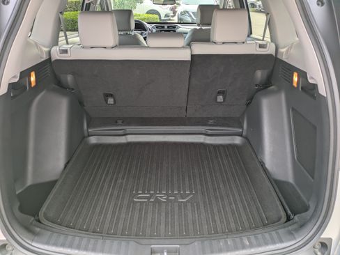 Used 2022 Honda CR-V Touring image 11