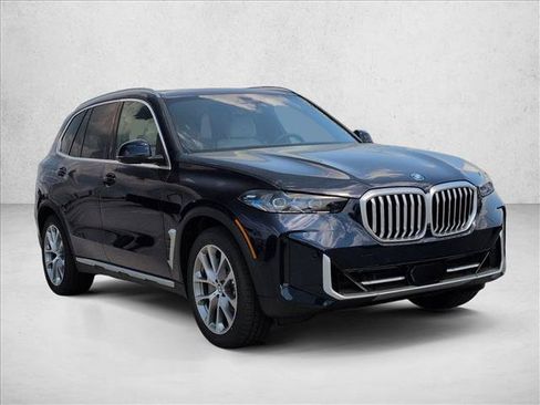 New 2026 BMW X5 xDrive50e AWD/4WD image 7