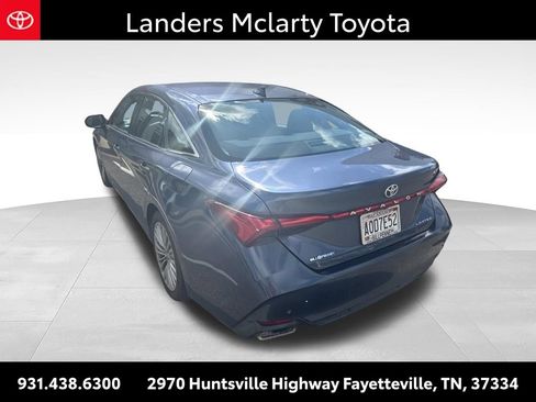 Used 2020 Toyota Avalon Limited w/ Advanced Safety Package FWD image 6