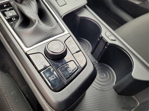 Used 2024 Kia Sportage LX image 21