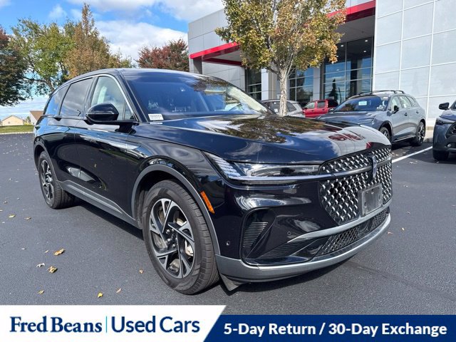 Used 2024 Lincoln Nautilus Premier w/ Equipment Group 102A AWD/4WD image 1