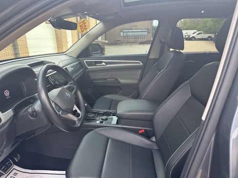Used 2021 Volkswagen Atlas SEL R-Line AWD/4WD image 9