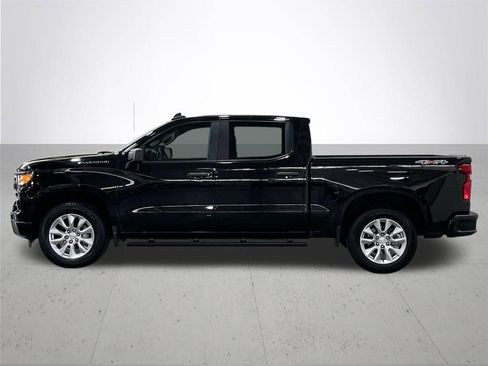 Certified 2022 Chevrolet Silverado 1500 Custom AWD/4WD image 14