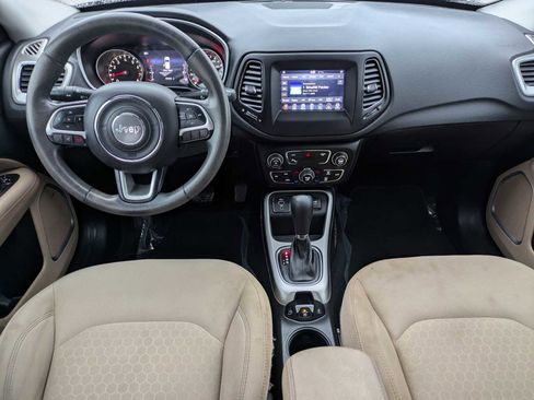Used 2018 Jeep Compass Sport w/ Tech Group image 13