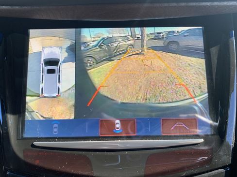 Used 2019 Cadillac Escalade ESV Luxury image 25