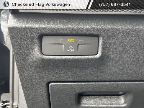 New 2025 Volkswagen Tiguan S image 28