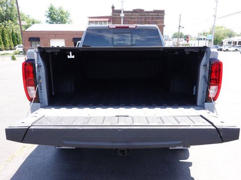 Used 2024 GMC Sierra 1500 Elevation w/ Preferred Package AWD/4WD image 29
