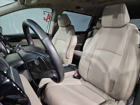 Used 2019 Honda Odyssey Elite image 23