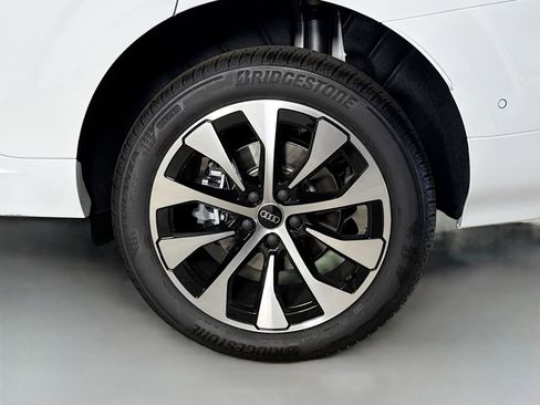 New 2026 Audi Q3 quattro 2.0T image 32