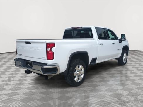 Used 2022 Chevrolet Silverado 2500 LTZ AWD/4WD image 5
