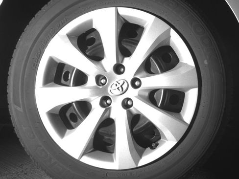 Used 2025 Toyota Corolla LE FWD image 15