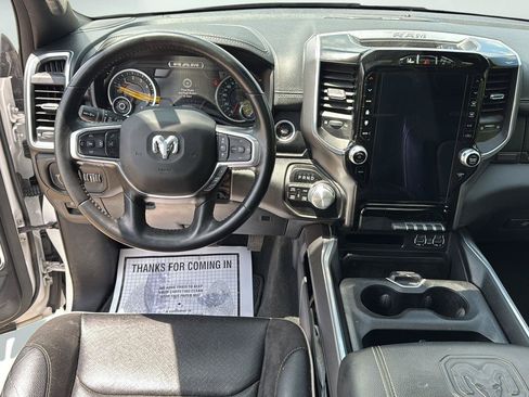 Used 2022 RAM 1500 Laramie AWD/4WD image 10
