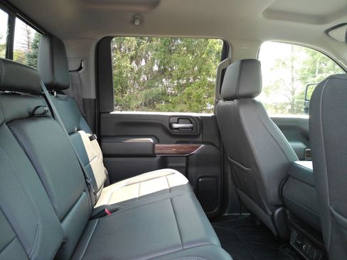 Certified 2023 Chevrolet Silverado 2500 LT w/ Z71 Sport Edition AWD/4WD image 18