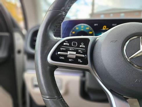 Used 2020 Mercedes-Benz GLE 350 4MATIC image 26