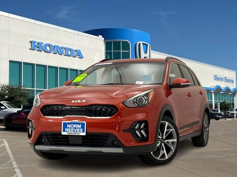 Used 2022 Kia Niro Touring Special Edition image 1