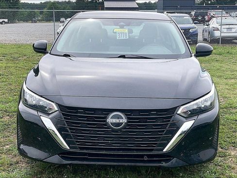 Certified 2025 Nissan Sentra SV w/ Trunk Package FWD image 8