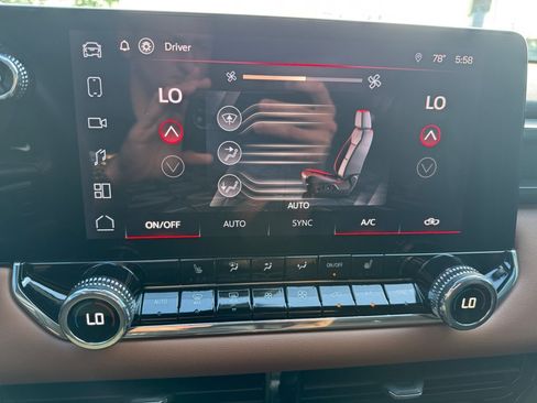 Certified 2024 GMC Canyon AT4 w/ Technology Package AWD/4WD image 22