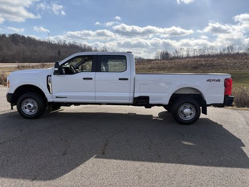 Used 2023 Ford F350 XL w/ Snow Plow Prep Package image 2
