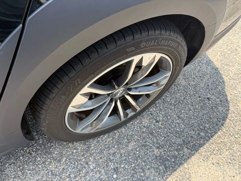 Used 2017 Audi A4 2.0T allroad Premium w/ Convenience Package image 11