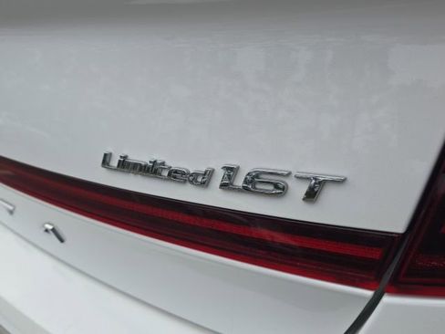 Used 2022 Hyundai Sonata Limited image 7