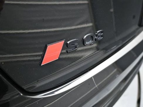 Used 2024 Audi SQ8 Prestige w/ Prestige Package AWD/4WD image 10