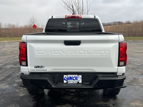 Used 2023 Chevrolet Colorado Trail Boss image 3