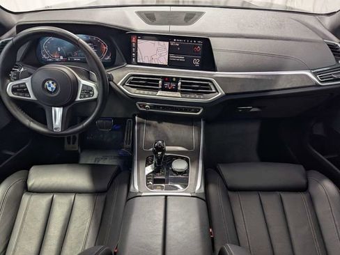 Used 2022 BMW X5 sDrive40i w/ M Sport Package RWD image 6