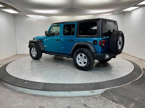Used 2019 Jeep Wrangler Unlimited Sport S image 3