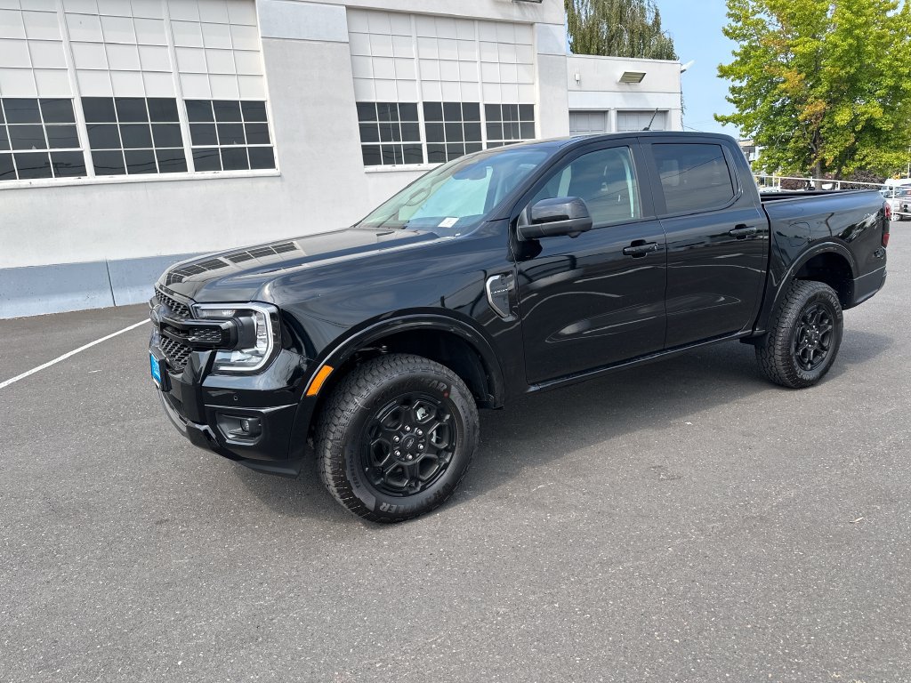 New 2026 Ford Ranger Lariat w/ Black Appearance Package AWD/4WD image 2