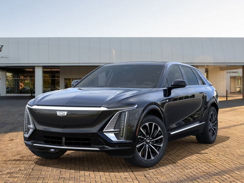 New 2024 Cadillac Lyriq Sport RWD image 6