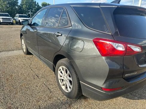 Used 2019 Chevrolet Equinox LS w/ LS Convenience Package AWD/4WD image 7