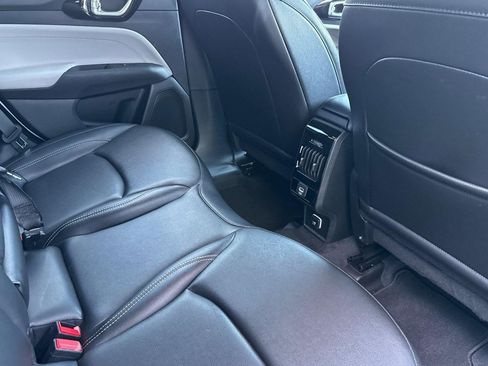 Used 2025 Jeep Compass Limited AWD/4WD image 29