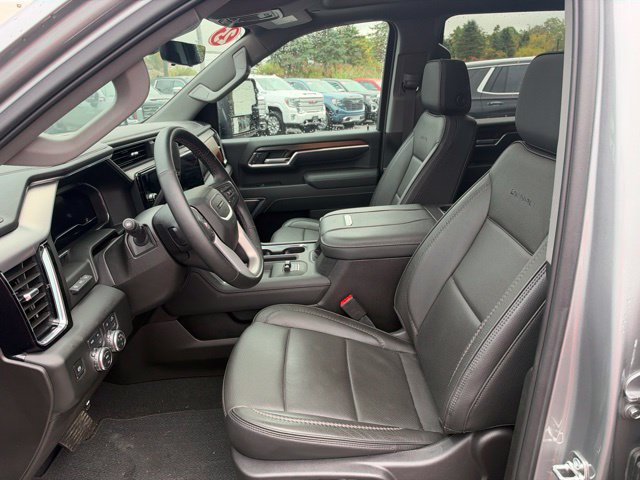 Used 2025 GMC Sierra 2500 Denali w/ Denali Reserve Package AWD/4WD image 22