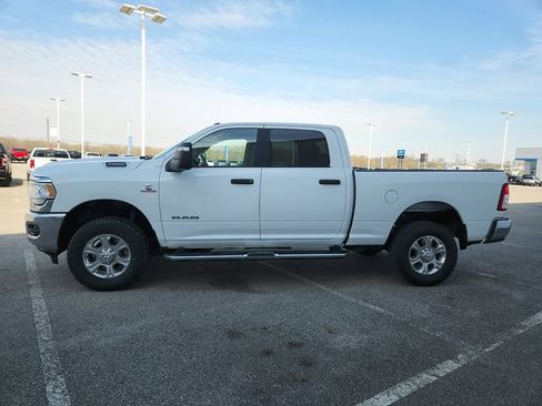 Used 2024 RAM 2500 Big Horn w/ Off Road Package AWD/4WD image 5