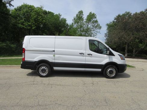 Used 2019 Ford Transit 150 130 Low Roof RWD image 7