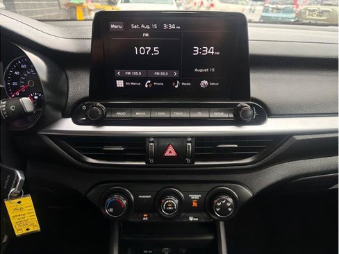 Used 2024 Kia Forte LXS FWD image 17