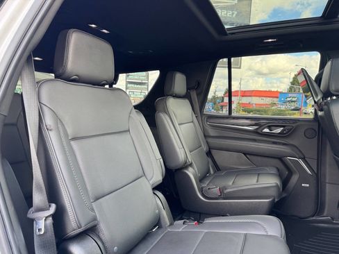 Used 2021 GMC Yukon Denali w/ Denali Premium Package image 22