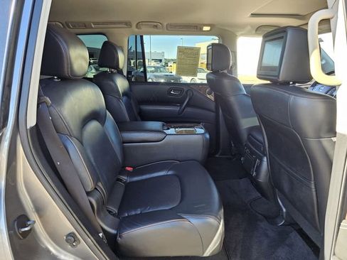 Used 2019 Nissan Armada Platinum w/ Captain's Chairs Package image 29